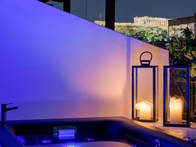 Penthouse with View & Jacuzzi