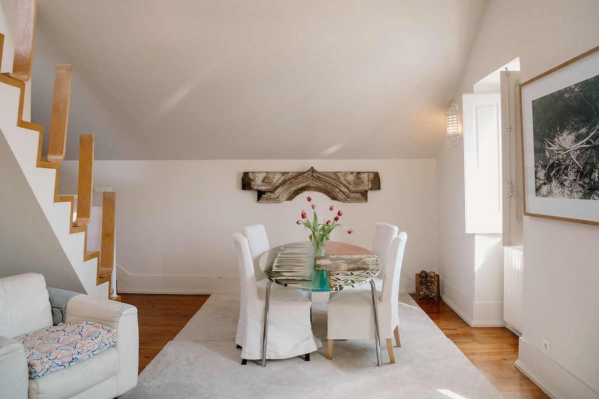 Art House_Near Marina&Cliffs ·300 m²· Sleeps 9_BKF gallery image 5