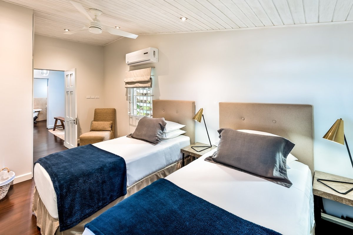 La Lune gallery image 3