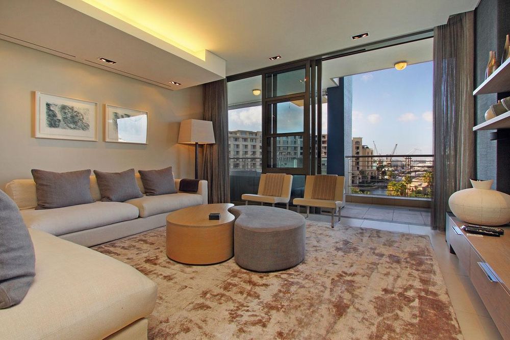 Photo 2 of Kylemore 409 accommodation in V&A Waterfront, Cape Town with 2 bedrooms and 2 bathrooms
