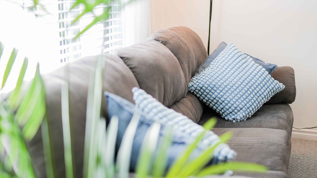 3BD River Heights Gem | Fenced Yard | Near Parks gallery image 3