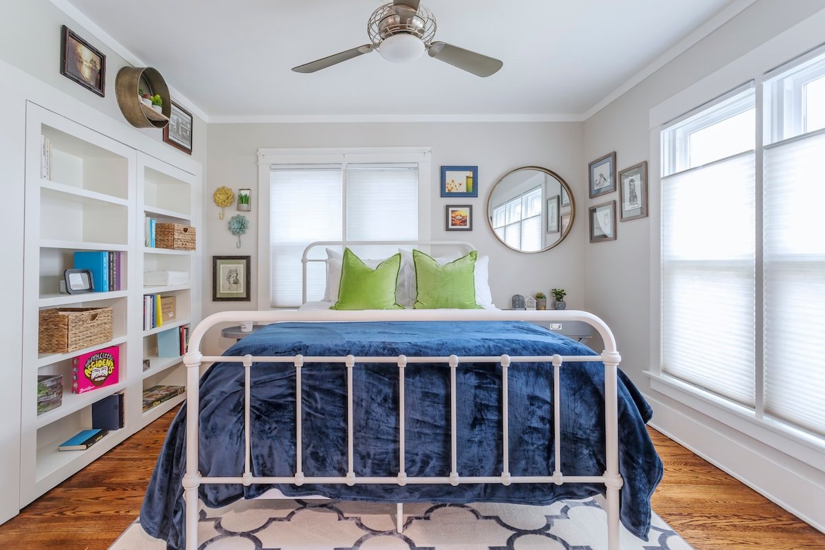 Your Sweet Silver Lake LA Home, Awaits You! gallery image 5