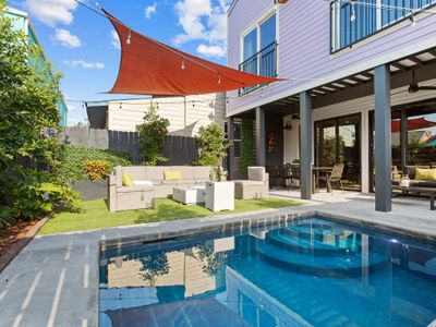 Hidden Oasis With Private Pool – Near FQ