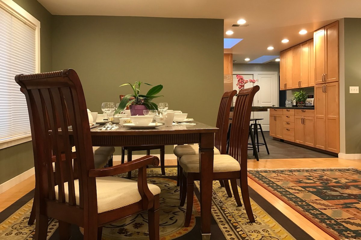 Elegant Modern 5BR/4BA in Heart of Silicon Valley gallery image 3