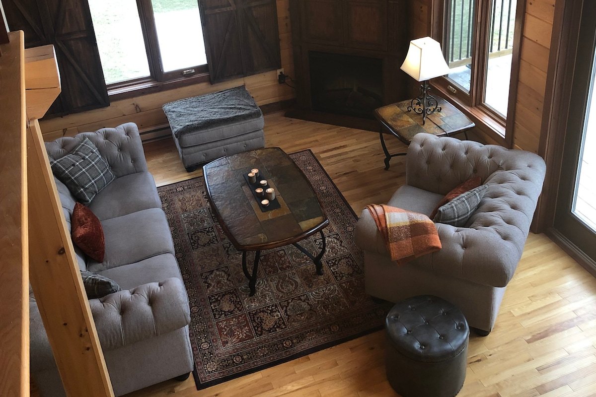 White Tail Ridge – Stunning chalet with Bay view gallery image 4