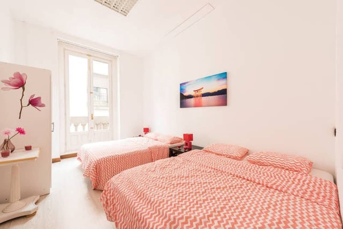 Huge apartment in the Heart of Madrid (Gran Vía) gallery image 4