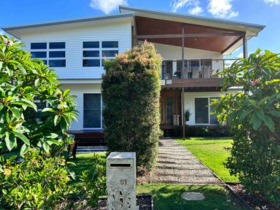 Byron@Belongil Beach House plus Games Room