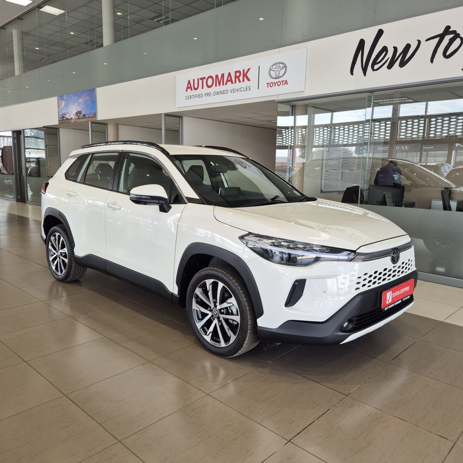TOYOTA COROLLA CROSS 1.8 XR for Sale in South Africa
