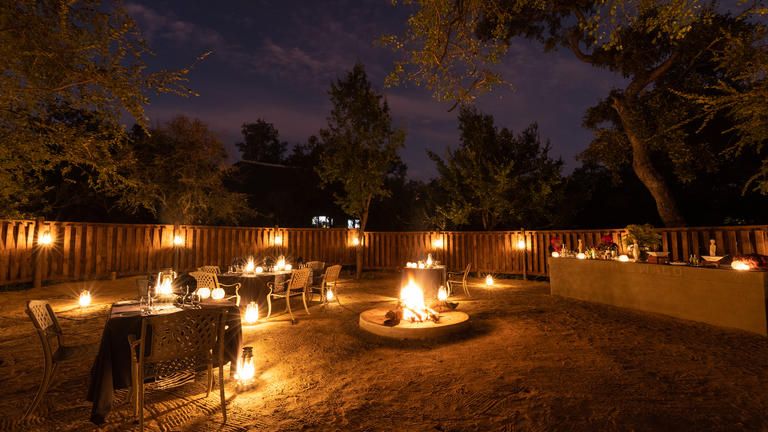 Boma Dinner - Boma Dinner under the stars