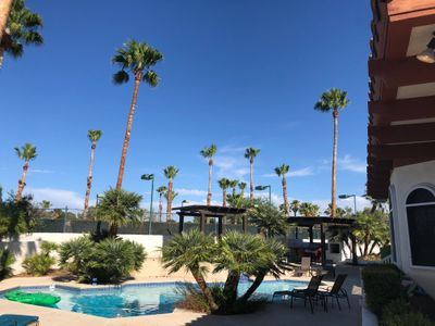 r 10beds, 5.5 bath estate. Incredible amenities!