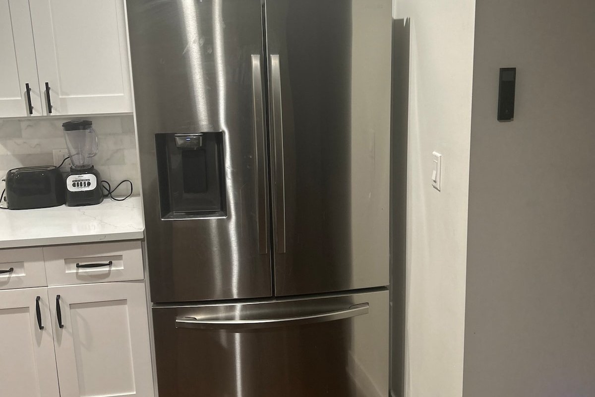 Suburban Feel with a City Vibe gallery image 4