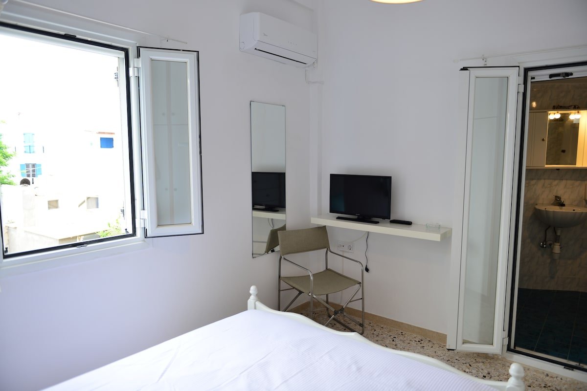 Peter’s home gallery image 3