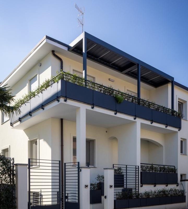 White House/Villa con posti auto gallery image 3