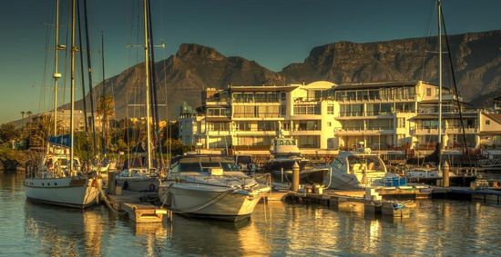 Photo 3 of Albright accommodation in V&A Waterfront, Cape Town with 3 bedrooms and 2 bathrooms