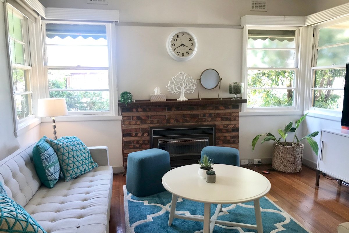 D129 West Footscray Lodge 6bdrs, 25ppl gallery image 3