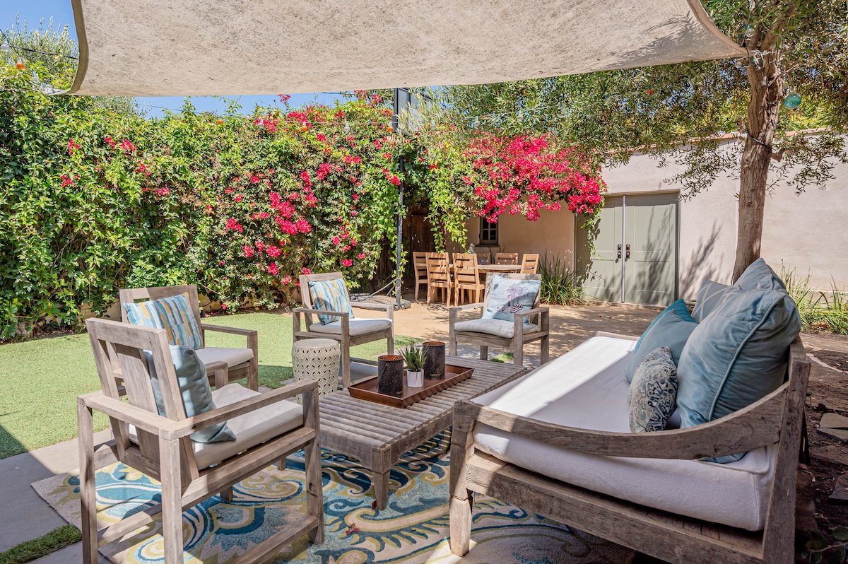 Secluded 4BR Spanish Oasis in the Middle of LA gallery image 2