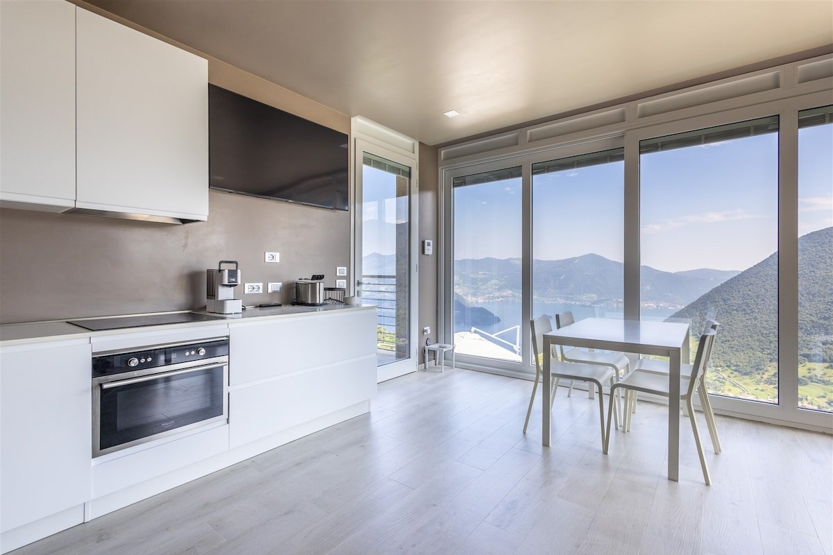 IseoLakeRental – Casa Divina gallery image 3