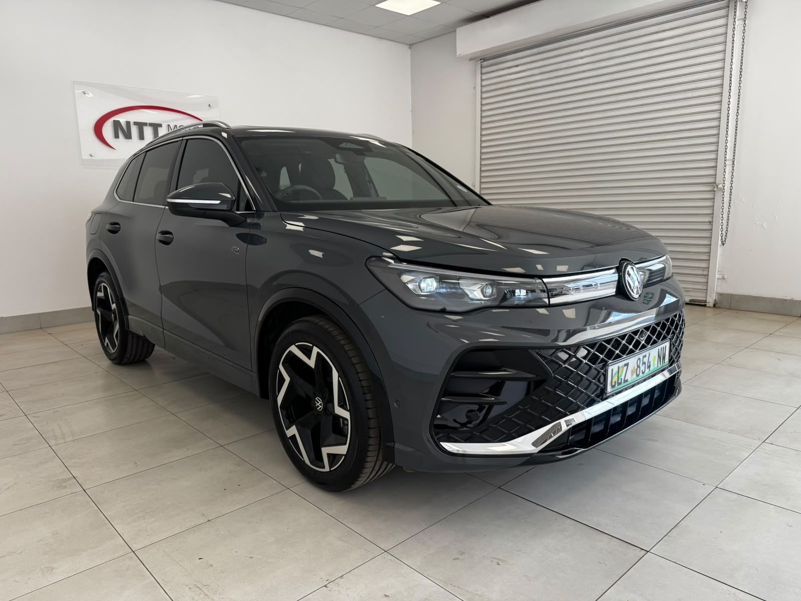 VOLKSWAGEN TIGUAN 1.4 TSI R-LINE DSG for Sale in South Africa