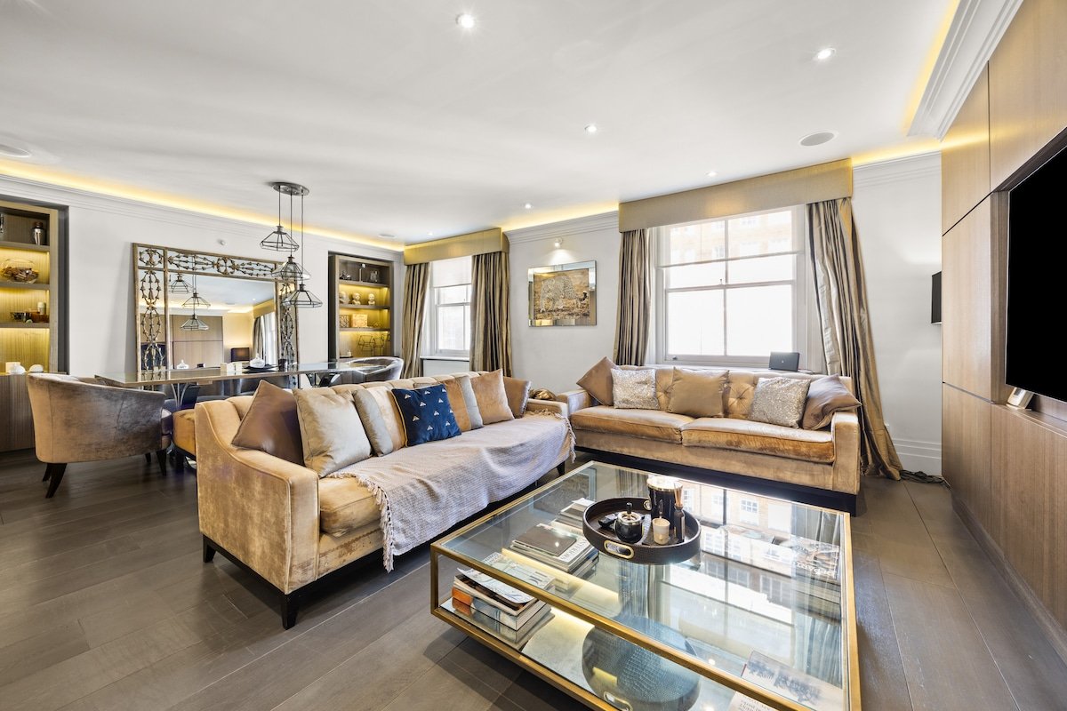 J-sketching the city gallery image 2