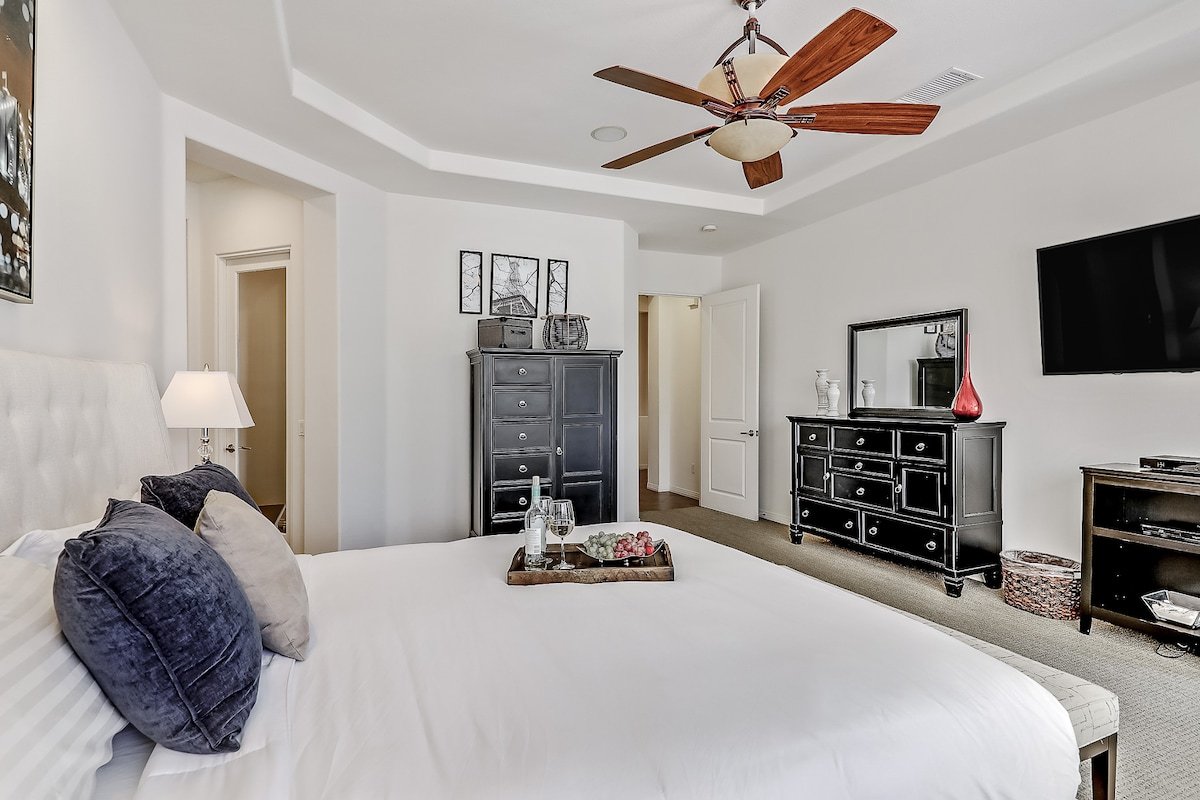 Paramount gallery image 3