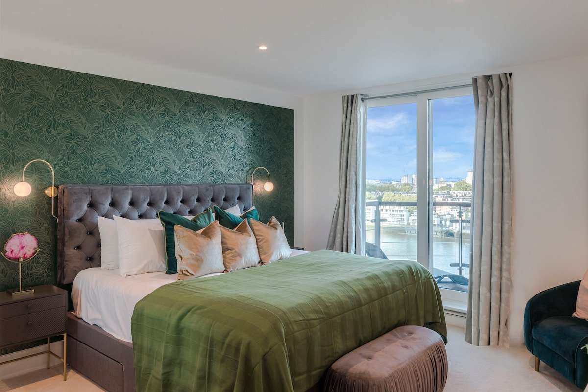 Thames View Haven: Your LuxXe Metropolitan Escape! gallery image 5
