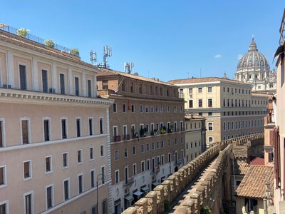 2bedr&2bathr alla Basilica di San Pietro