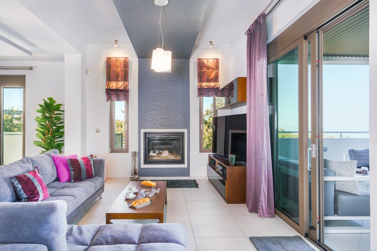 FREE Breakfast/heated Pool/Playground/5km from Sea gallery image 5