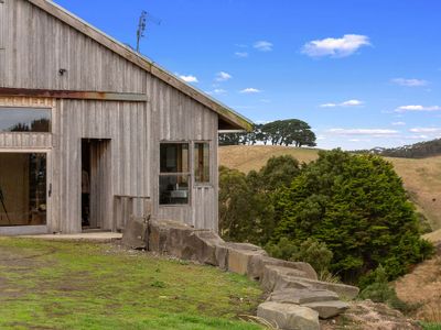 The Reverie Barn – Sauna & Views