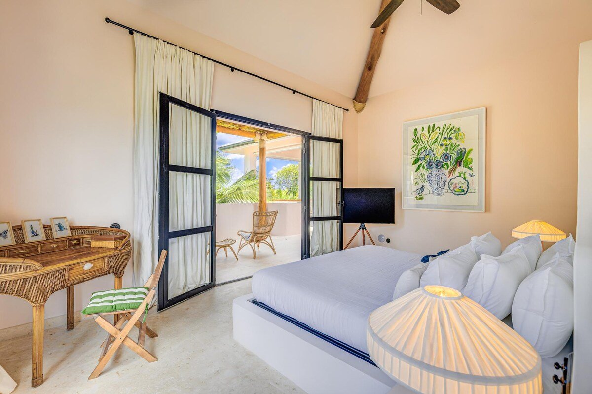 Hacienda La Paloma – Luxurious Tropical Retreat gallery image 2