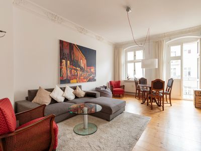 Stilvolle moderne Altbauwohnung in Top-Lage,Balkon