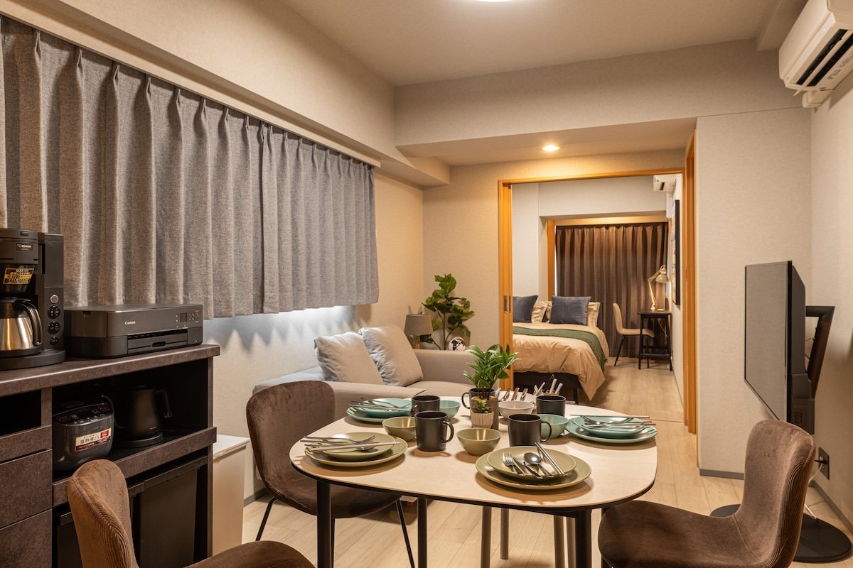 Downtown.Unforgettable journey#501 gallery image 4