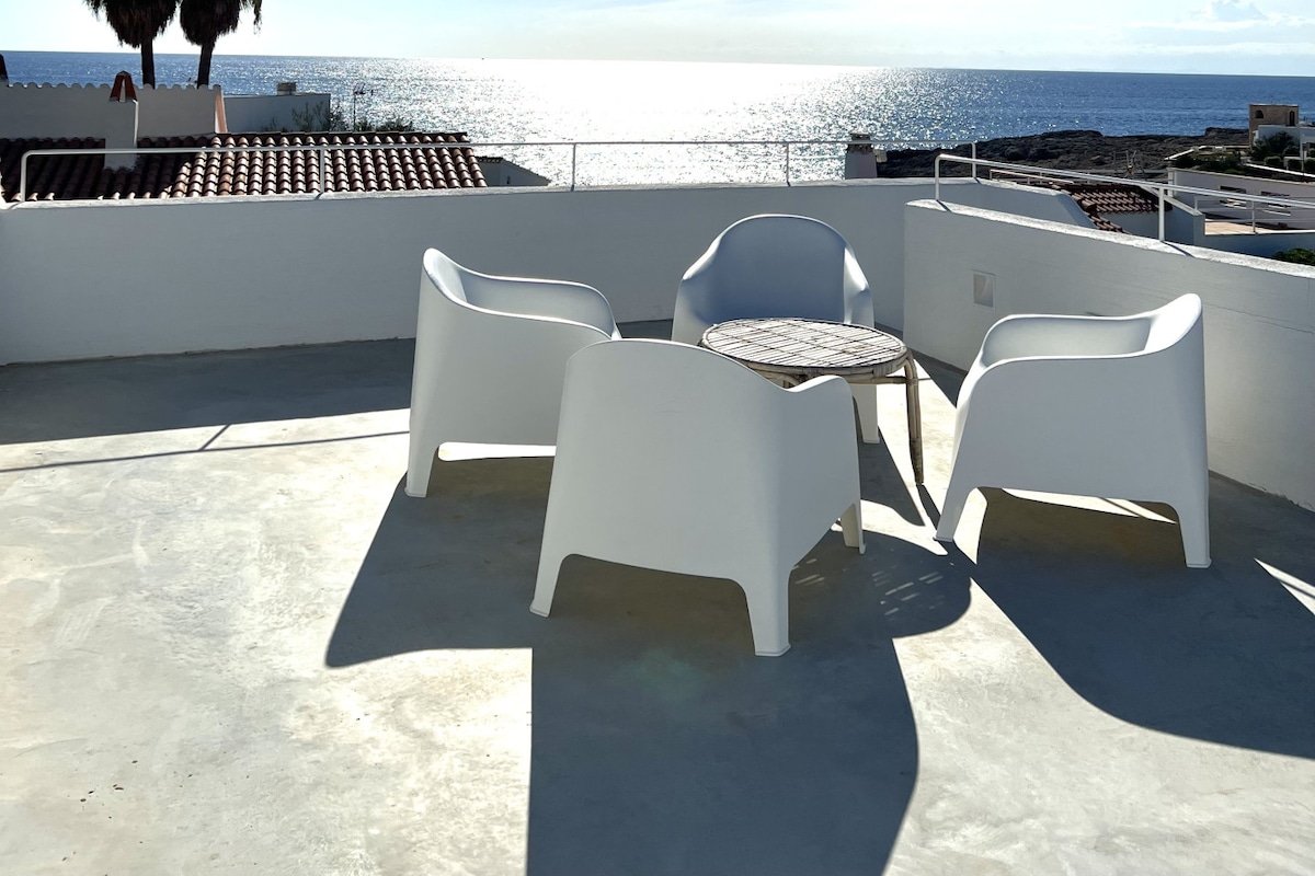 BiniVento – Lovely villa with pool near the beach gallery image 2