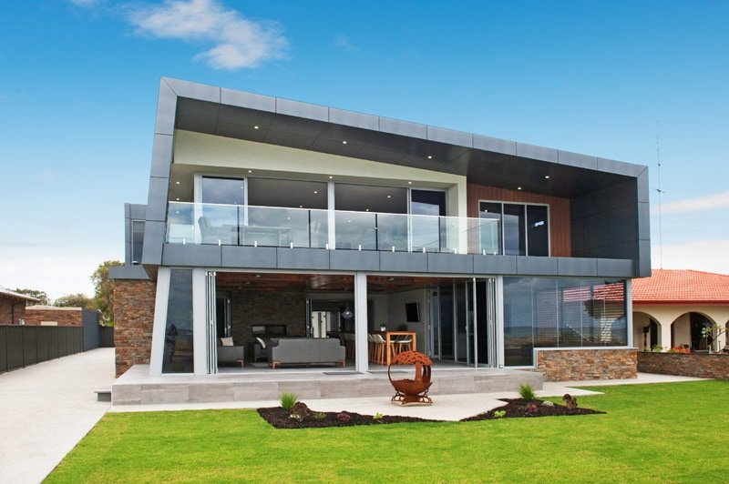 SUNSET COVE – Beachfront with WIFI gallery image 3