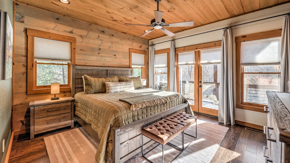 Paradise Found- Private Pool, Pets OK, King Beds! gallery image 2