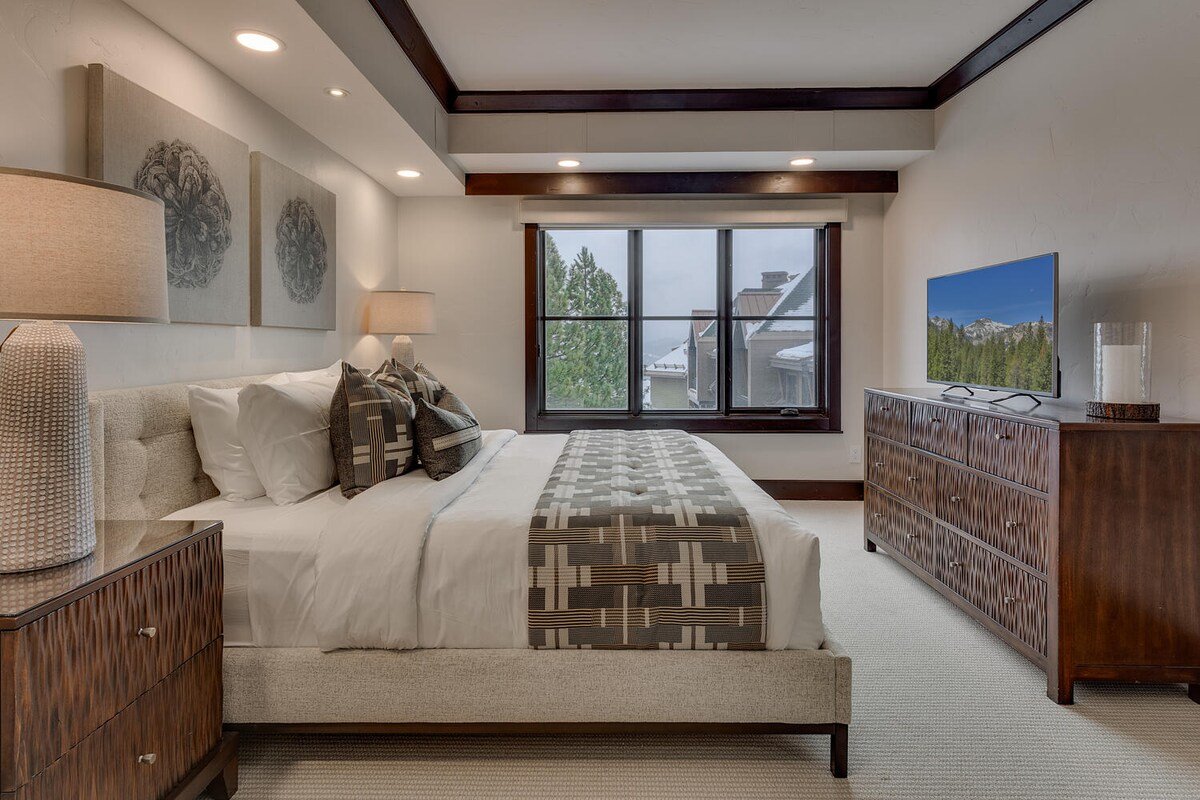 Ski-In & Out at Northstar, Luxury Amenities (#404) gallery image 2