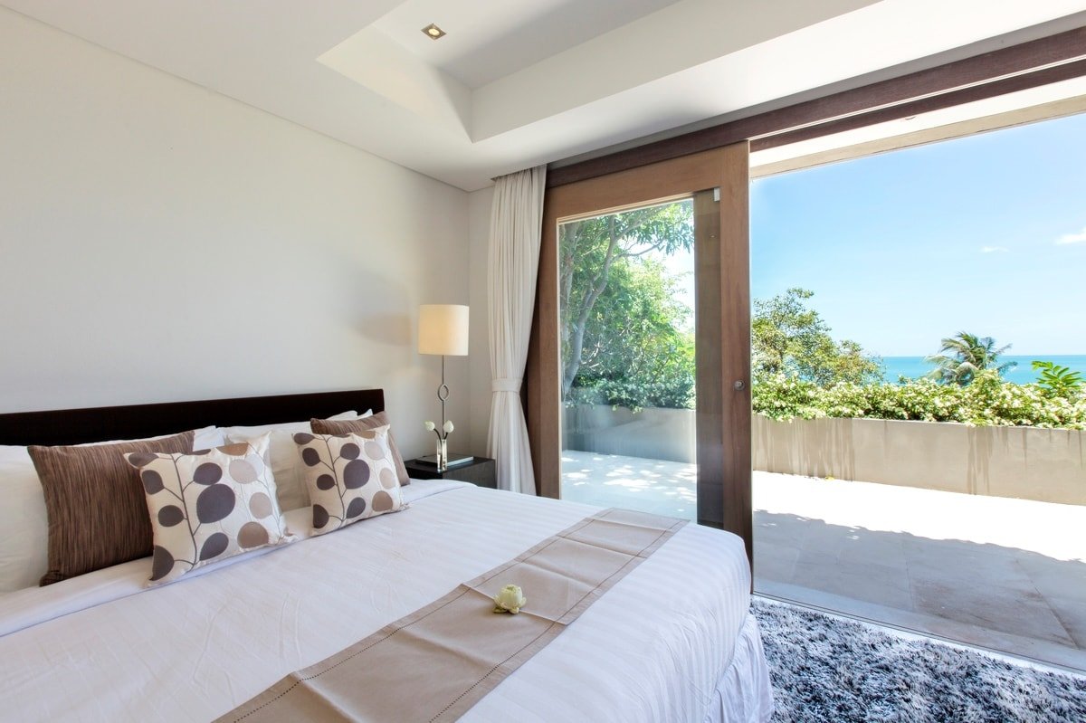 Sangsuri Villa 2: Chef, Full Service, Beachfront gallery image 4