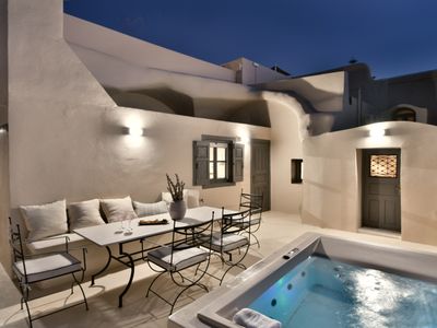 Amare Villa with Jacuzzi by K&K