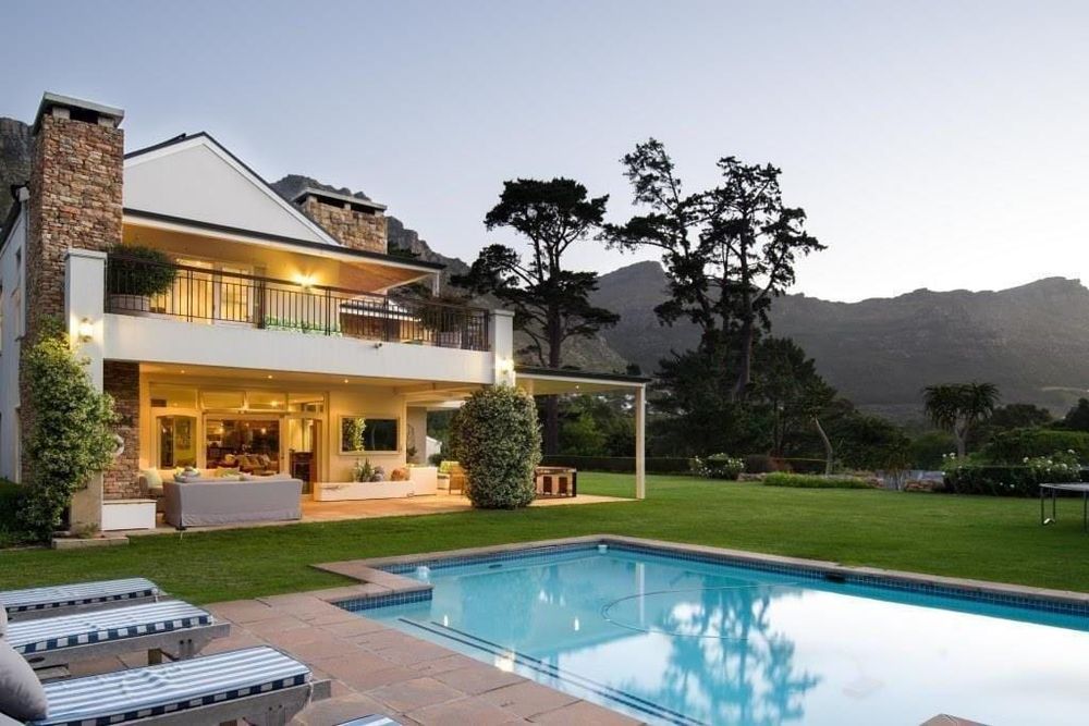 Photo 2 of Valley Retreat + Cottage accommodation in Hout Bay, Cape Town with 7 bedrooms and 6 bathrooms