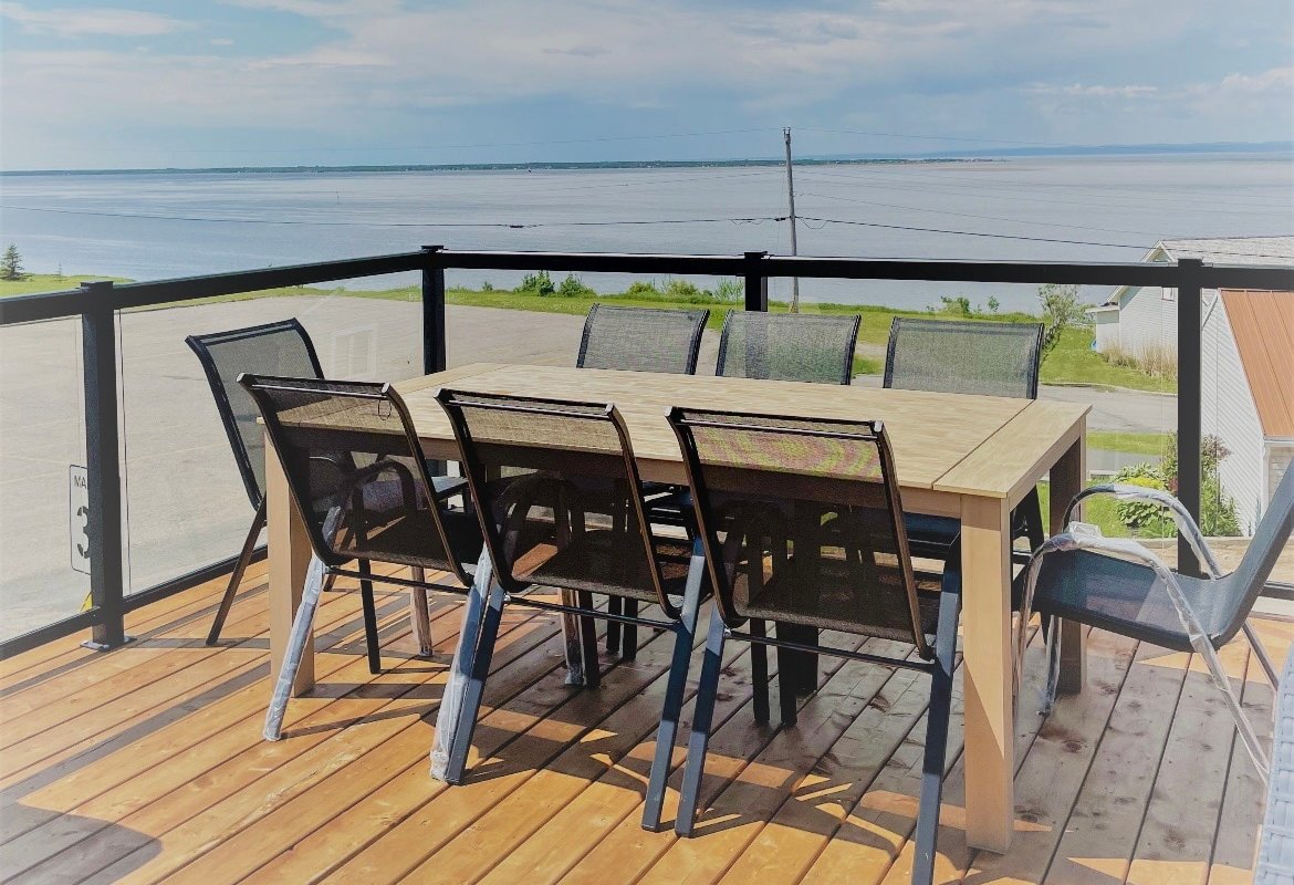 Maison Rouge très chaleureuse avec vue sur la mer gallery image 4