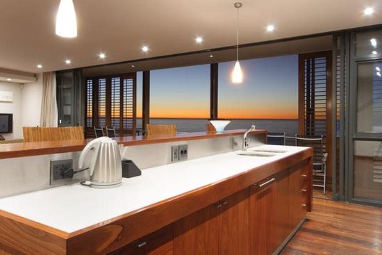 Photo 3 of Glen Beach Villas 3 accommodation in Camps Bay, Cape Town with 4 bedrooms and 4 bathrooms