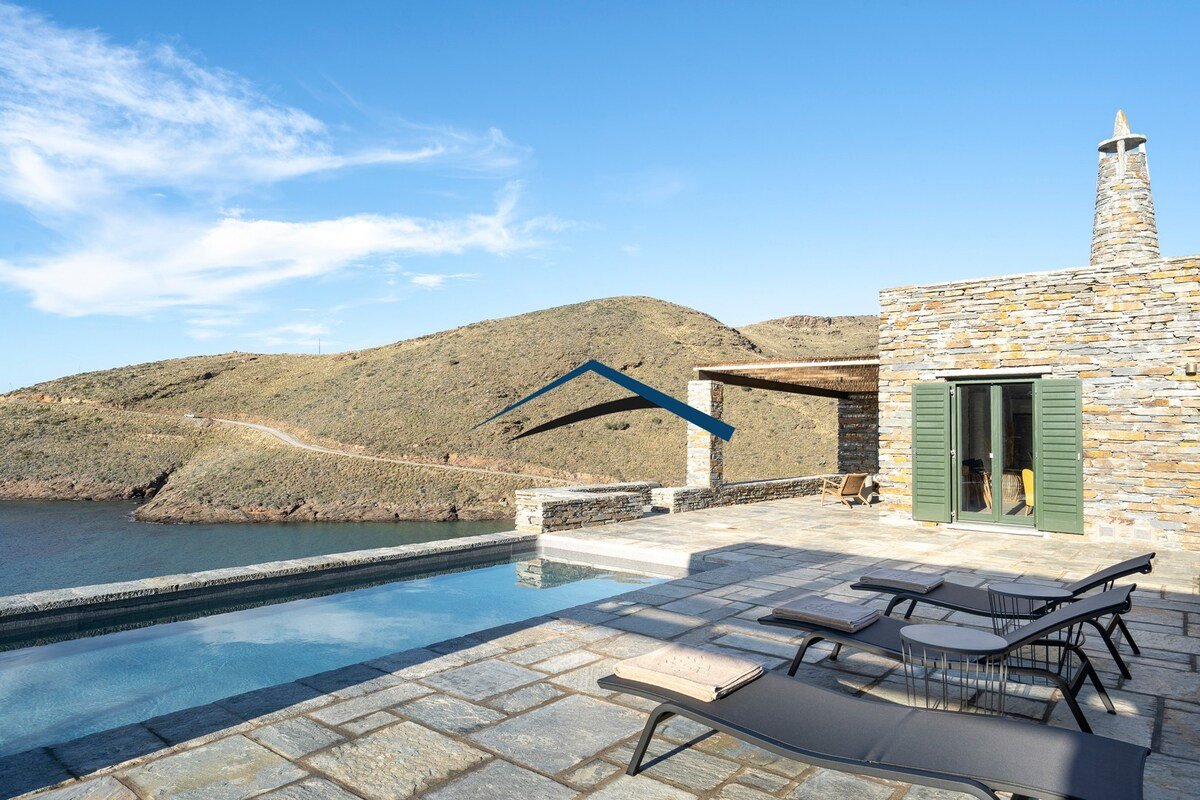 Luxurious Villa Thalassa, near the beach of Xyla gallery image 4