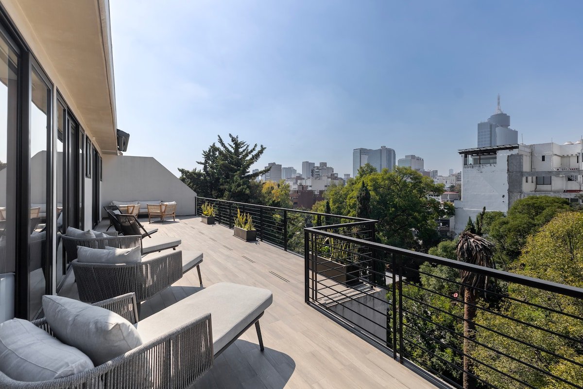 Capitalia | 3BR with Parking and Private Terrace gallery image 5