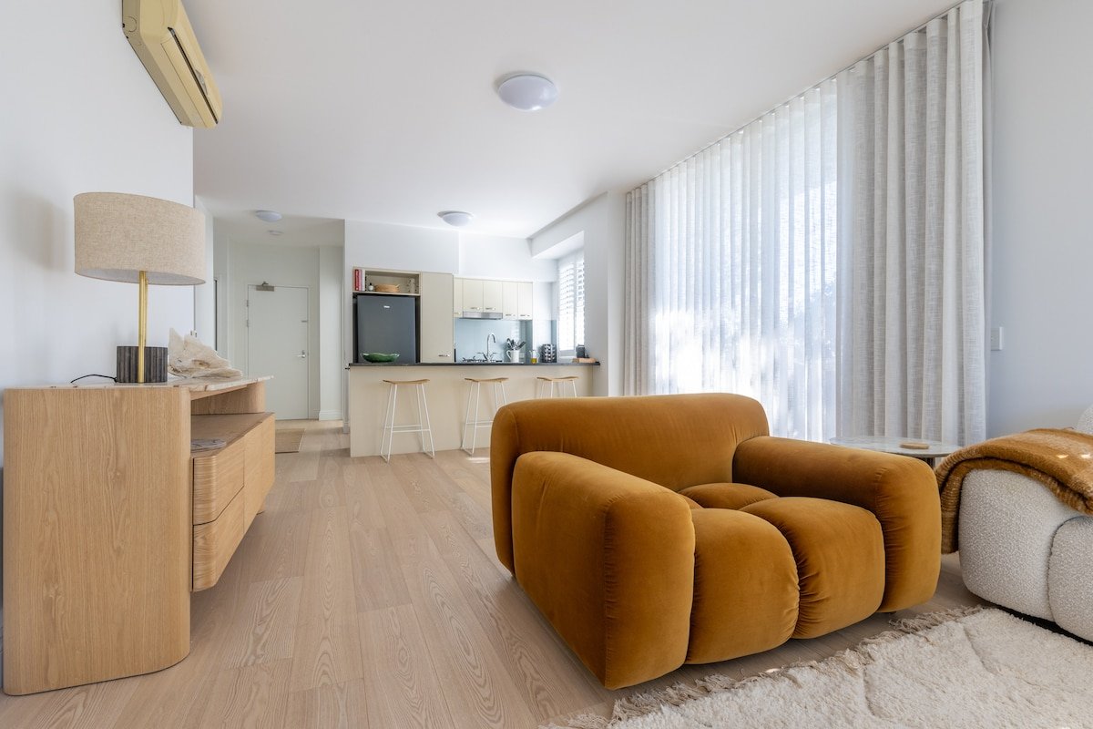 Bulimba Bliss | Elegant, Airy & Scenic Getaway gallery image 4