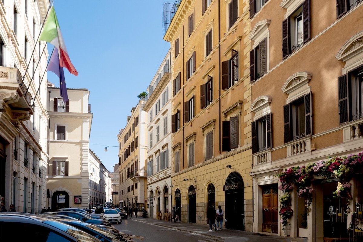 Appartamento Mercede in centro a Roma gallery image 4