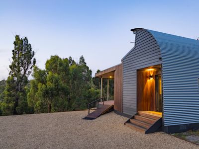 Tasmanian Design House + Breakfast