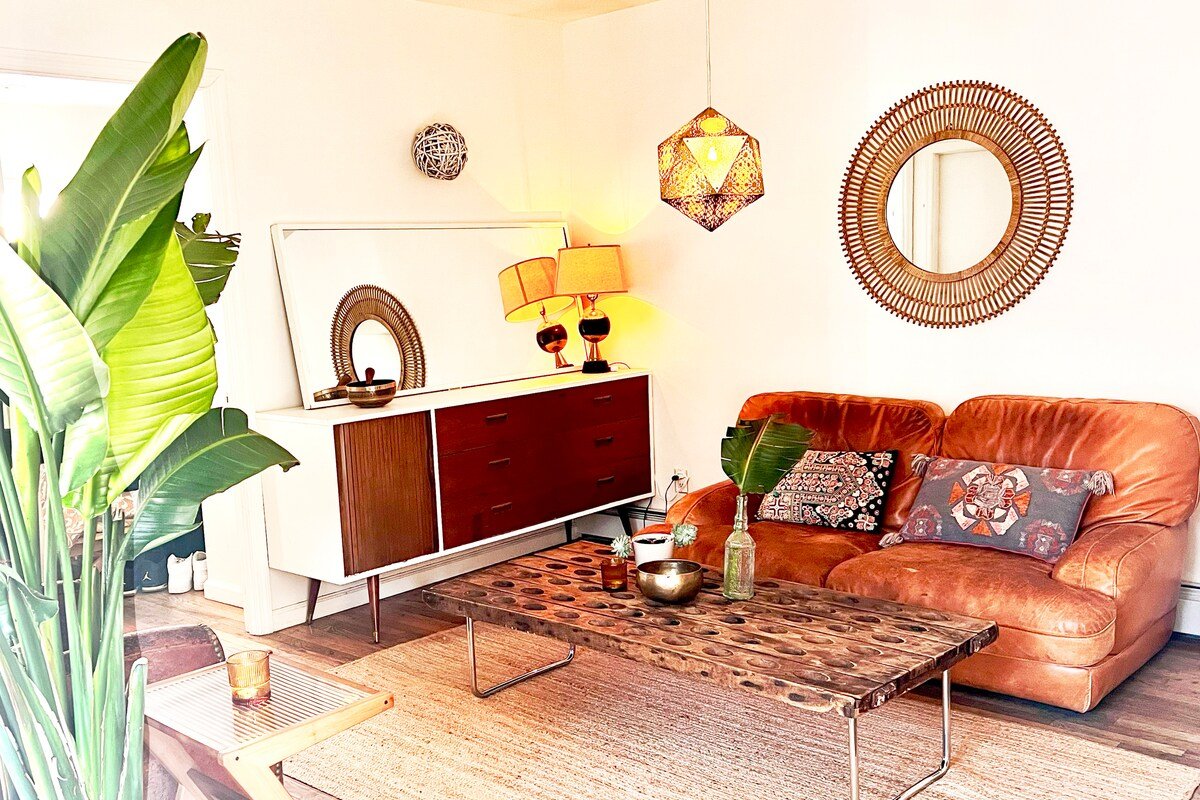 Two Bedroom in a townhouse with a patio in Nolita! gallery image 4