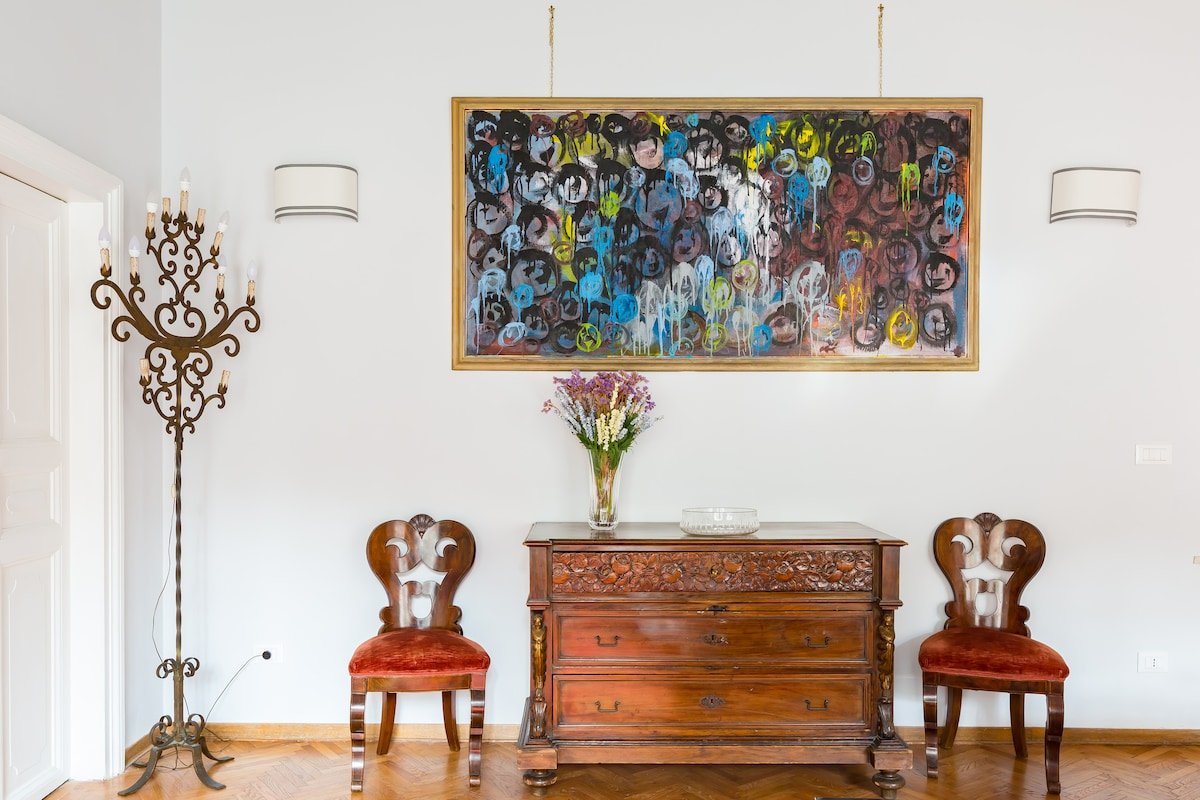 Restored Roman Penthouse near Spanish Steps gallery image 3