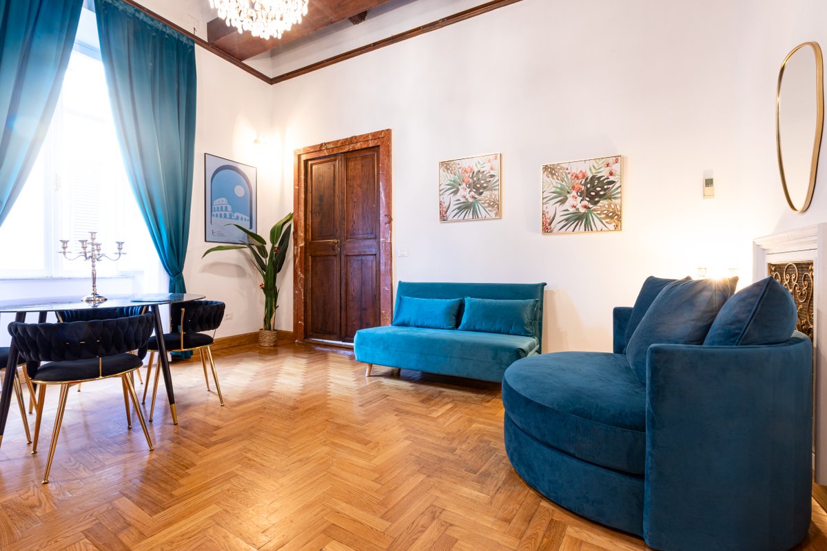 Spanish Steps Exclusive Apartment