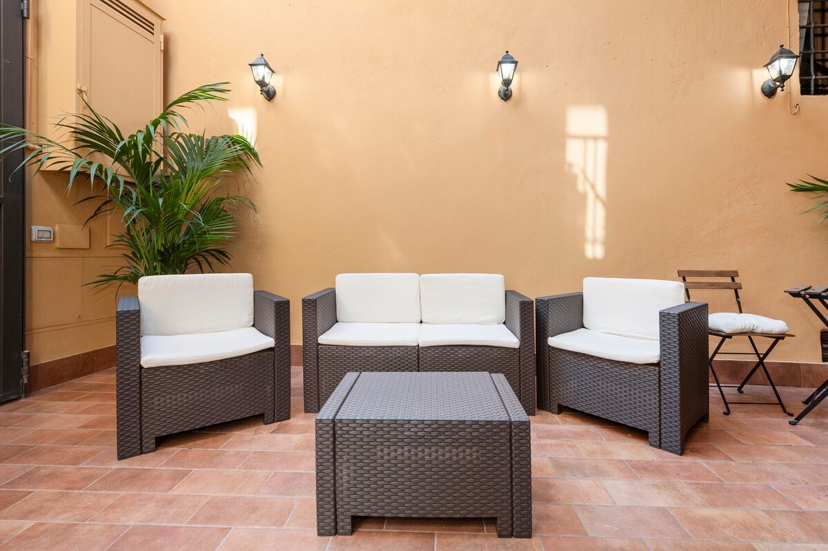 Homy Host| 🤍Casa nel Cuore di Roma🤍2BDR 2BATH AC gallery image 3