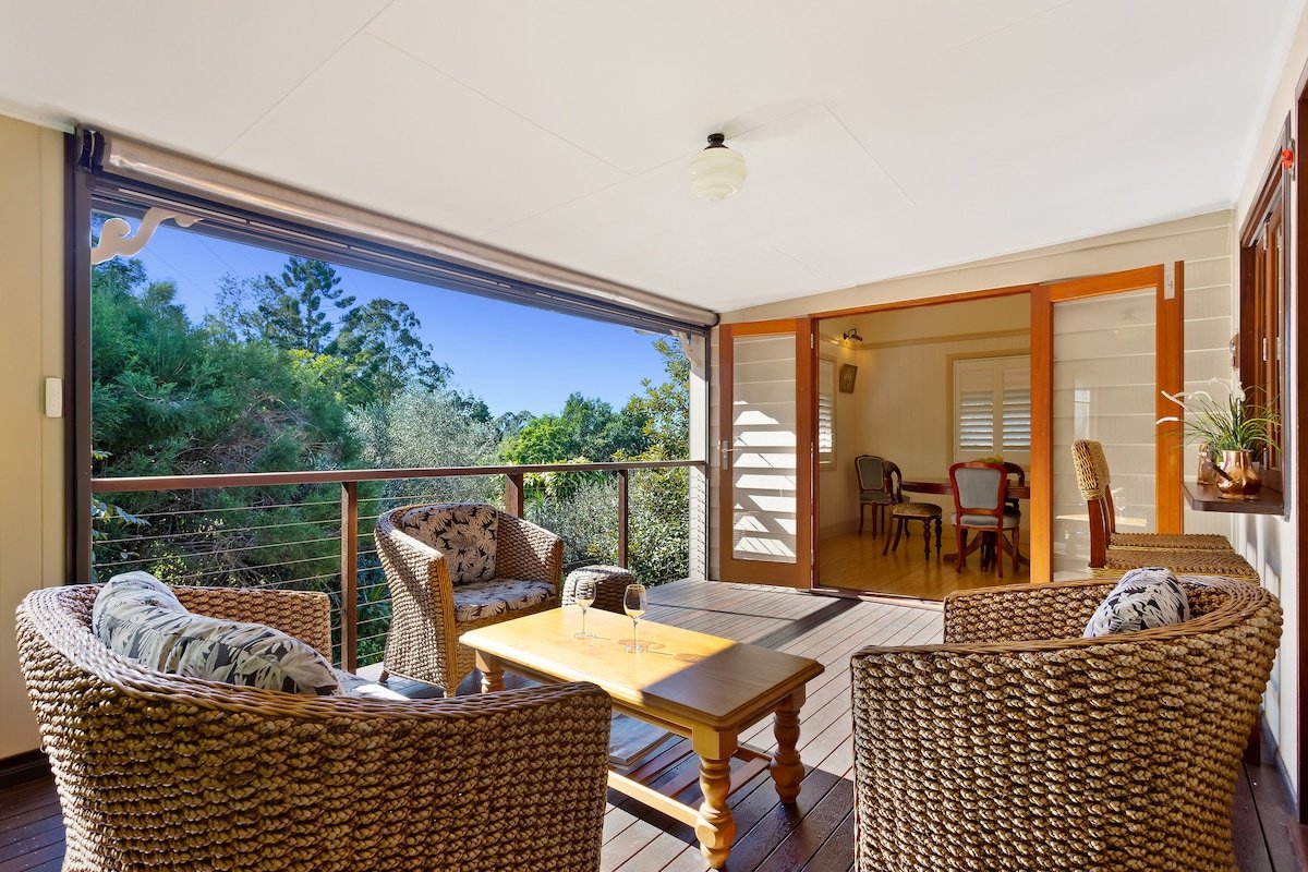 Superb Setting for Maleny Family Stay gallery image 3